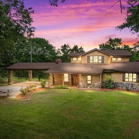Refuge Ranch Retreat Log Cabin Lake 53+ Acres Locust Grove Exterior photo