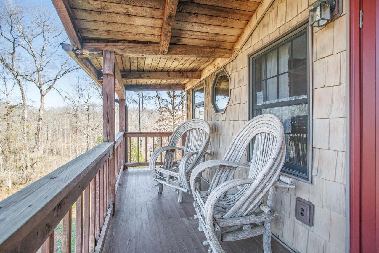 Refuge Ranch Retreat Log Cabin Lake 53+ Acres Locust Grove Exterior photo